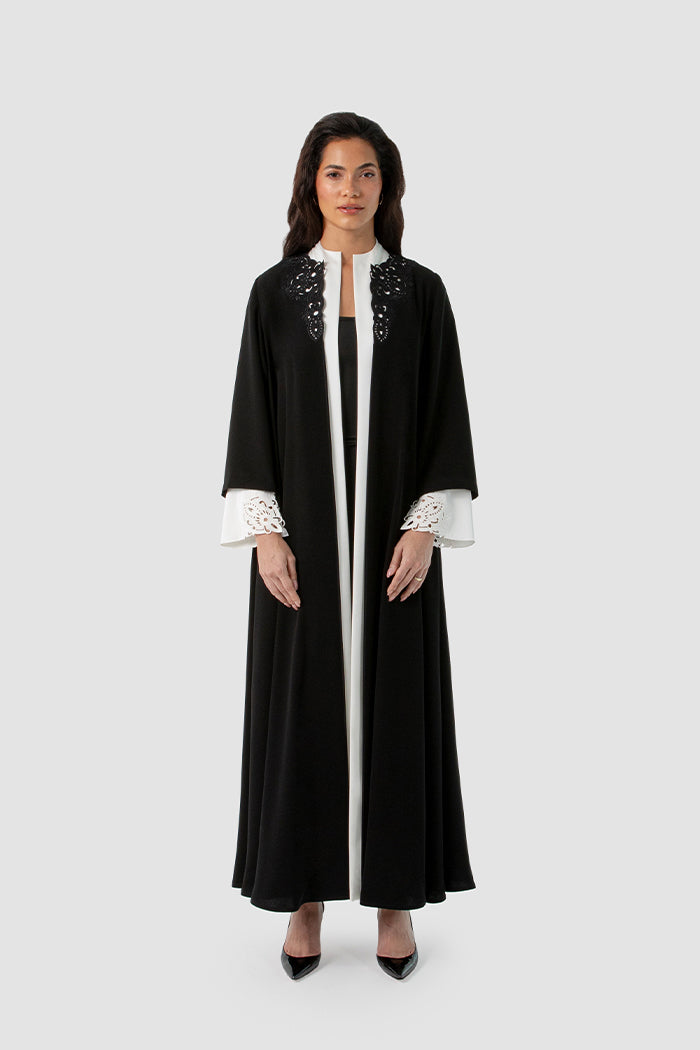SM2520 – The Artisanal Contrast Flared Abaya