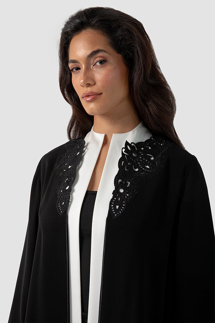 SM2520 – The Artisanal Contrast Flared Abaya