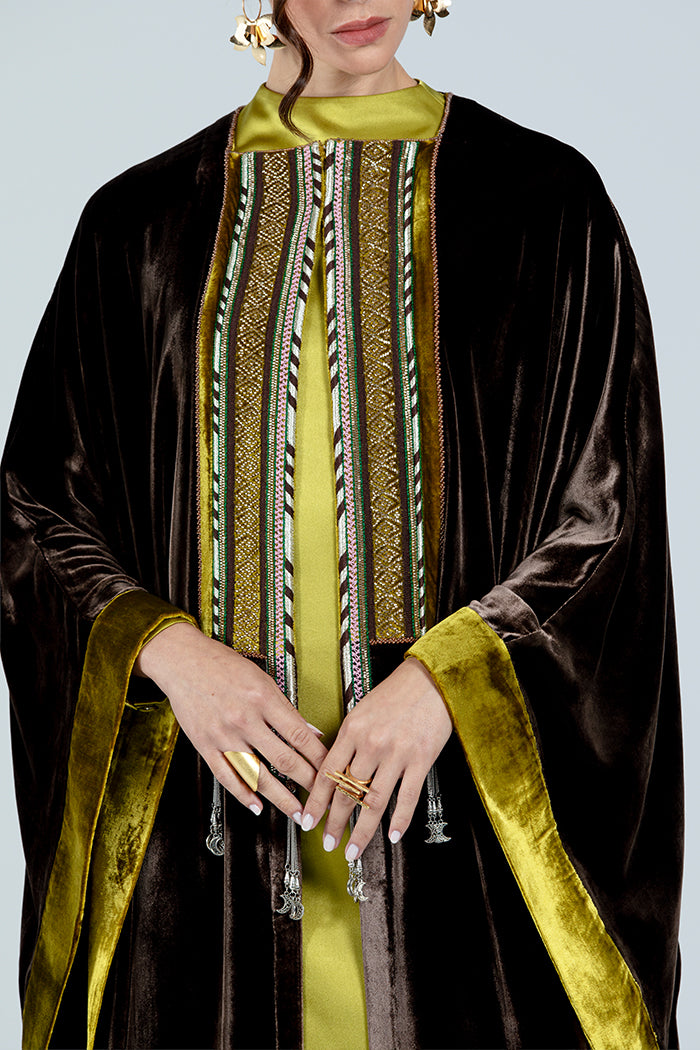 DCV2516 BROWN  Royal Serenade