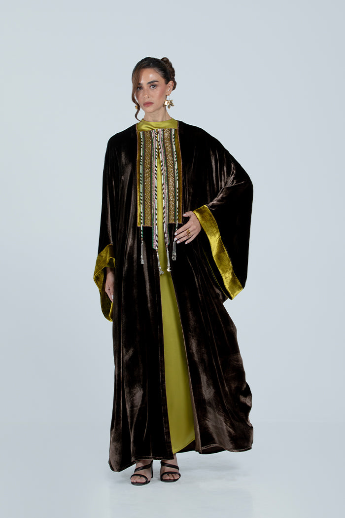 DCV2516 BROWN  Royal Serenade