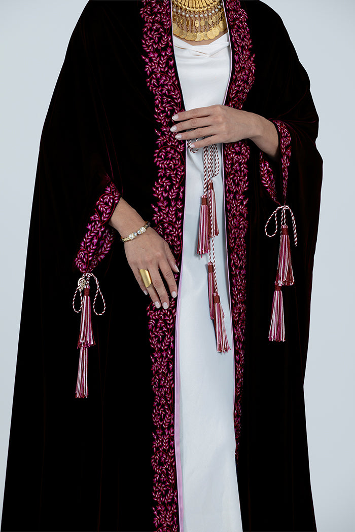 DCV2518 The Regal Velvet Cape Abaya