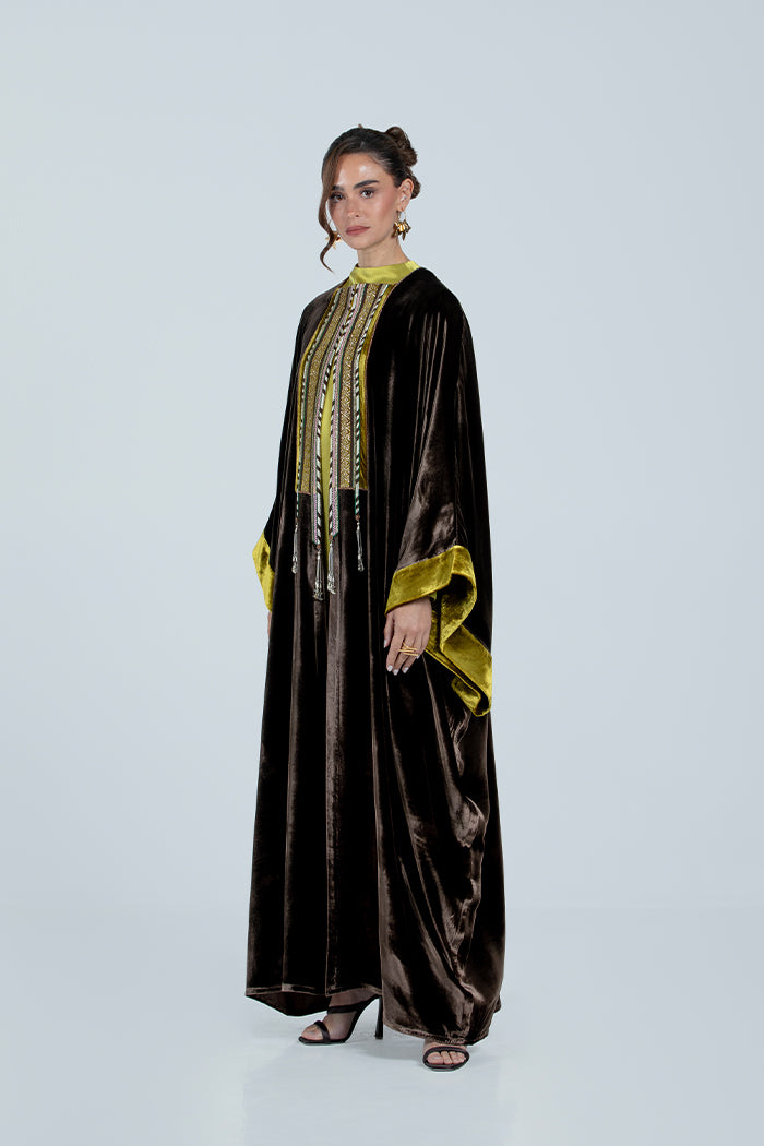 DCV2516 BROWN  Royal Serenade