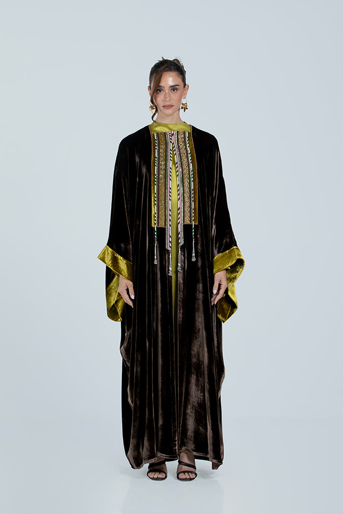 DCV2516 BROWN  Royal Serenade