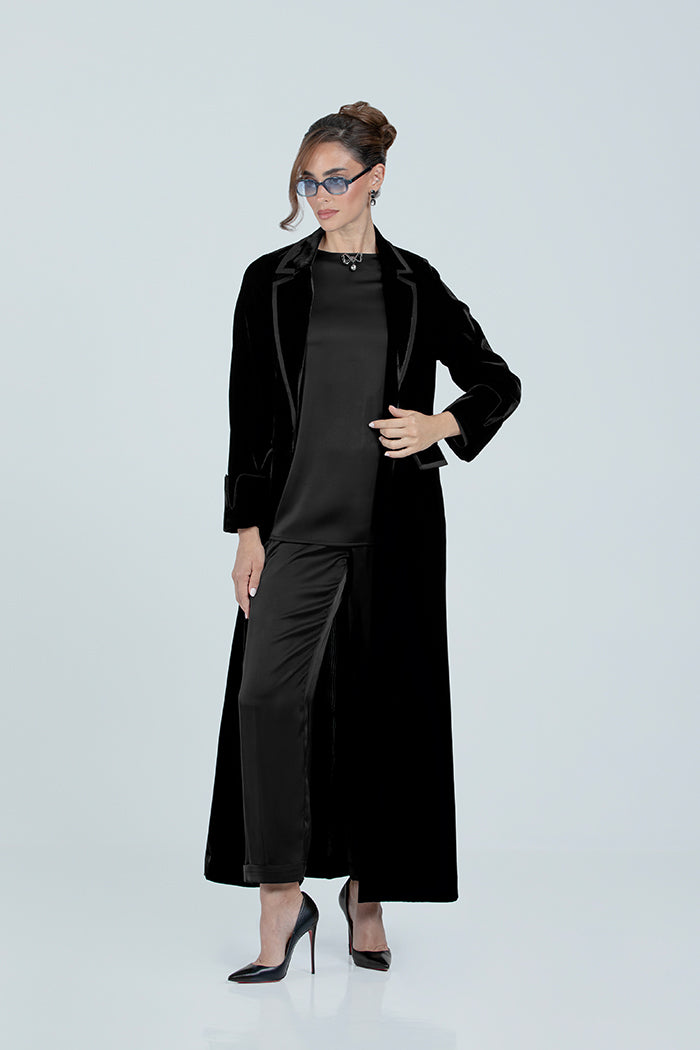 DCV2519 Majestic Poise Velvet Ensemble Set