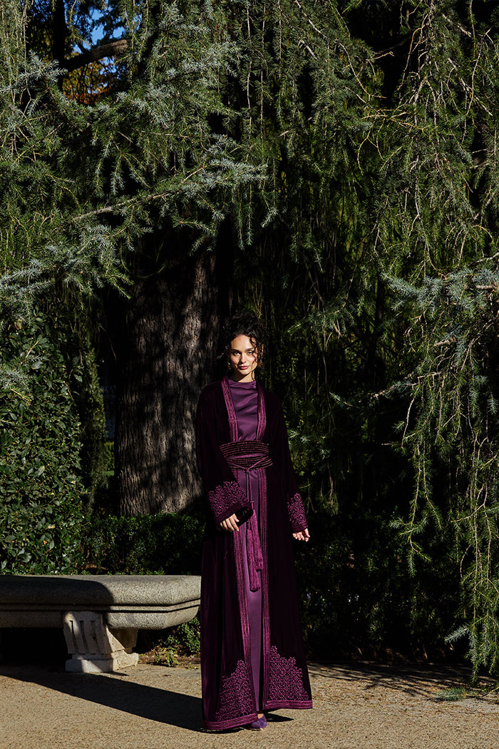 DCV2517 The Moonlight Velvet Abaya