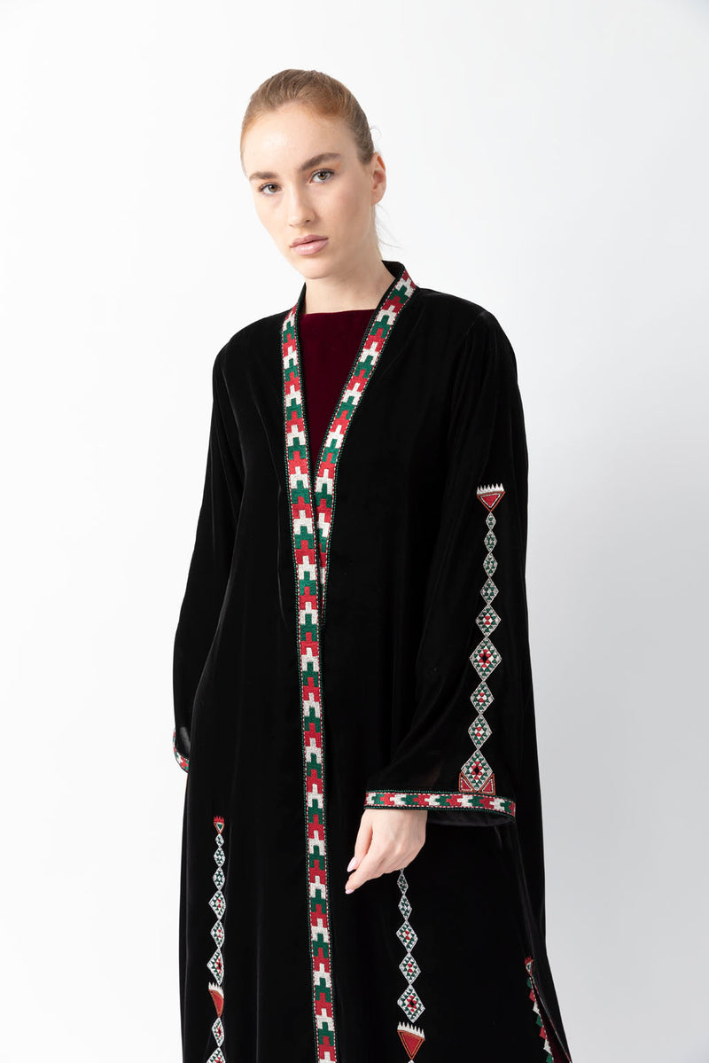 Sadu Art Embroidery Black Velvet Abaya WV2202