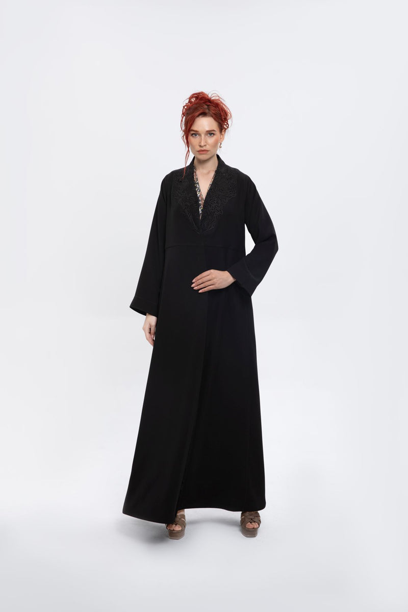 SM2404 Timeless Majesty Abaya